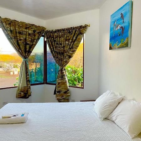 Hostal Vista Al Mar 호텔 푸에르토 바케리조 모레노 외부 사진
