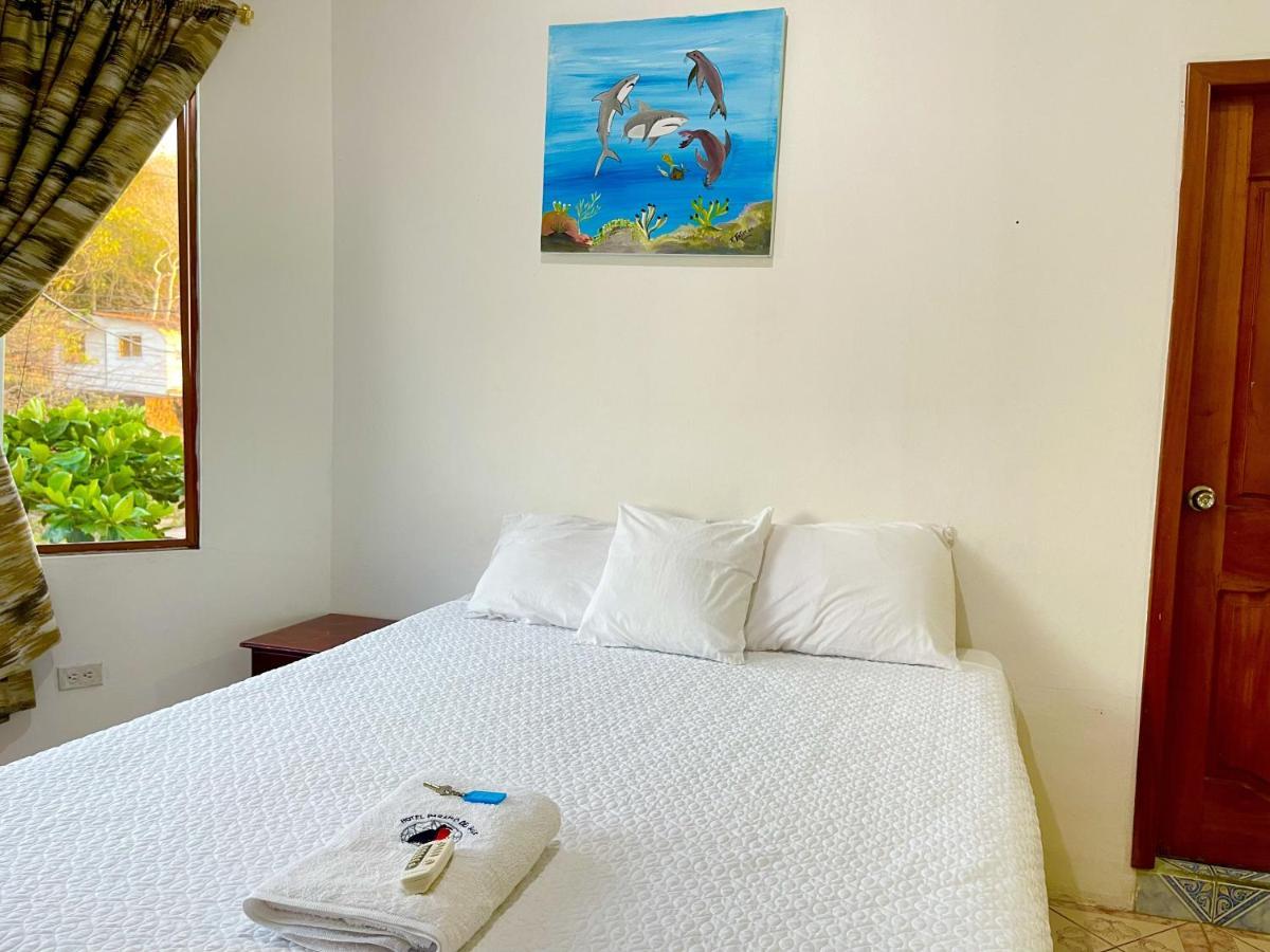Hostal Vista Al Mar 호텔 푸에르토 바케리조 모레노 외부 사진