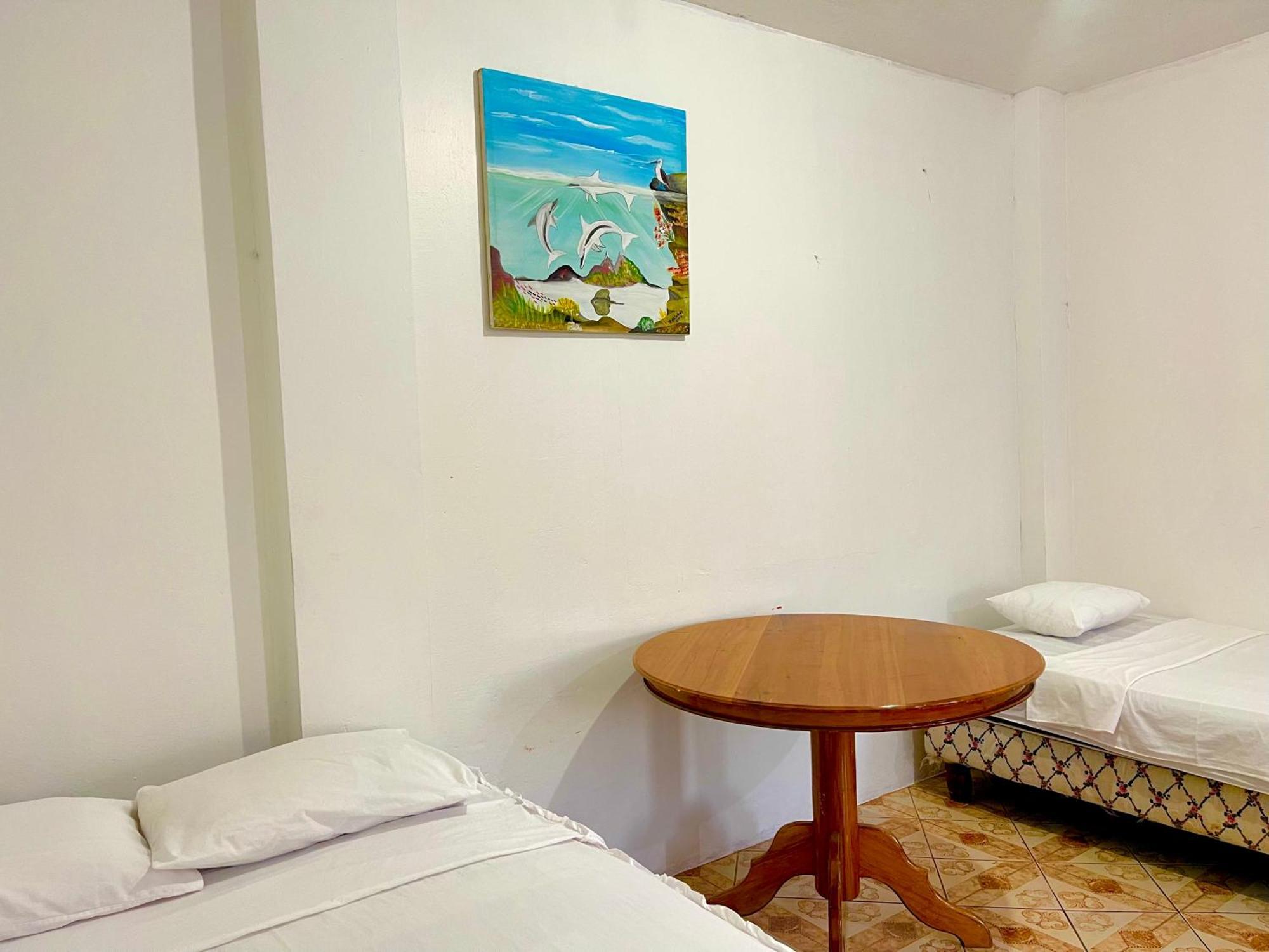 Hostal Vista Al Mar 호텔 푸에르토 바케리조 모레노 외부 사진